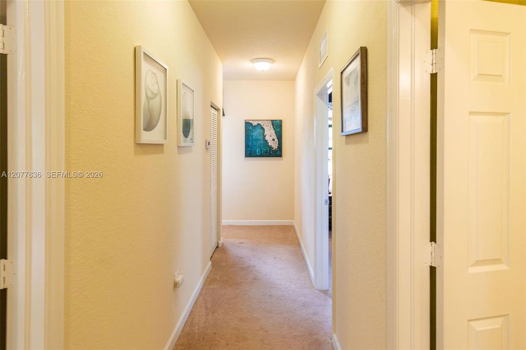 En Venta: $675,000 (5 camas, 3 baños, 3196 Pies cuadrados)