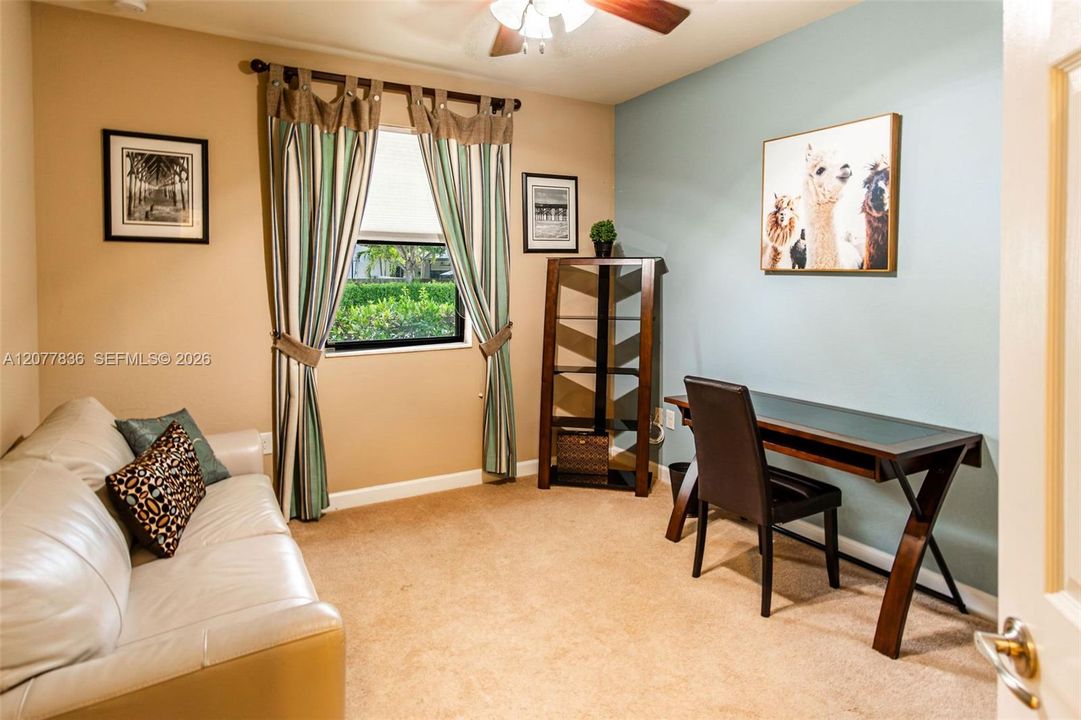 En Venta: $675,000 (5 camas, 3 baños, 3196 Pies cuadrados)