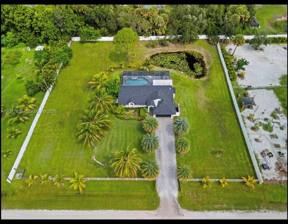 For Rent: $4,200 (3 beds, 2 baths, 1222 Square Feet)
