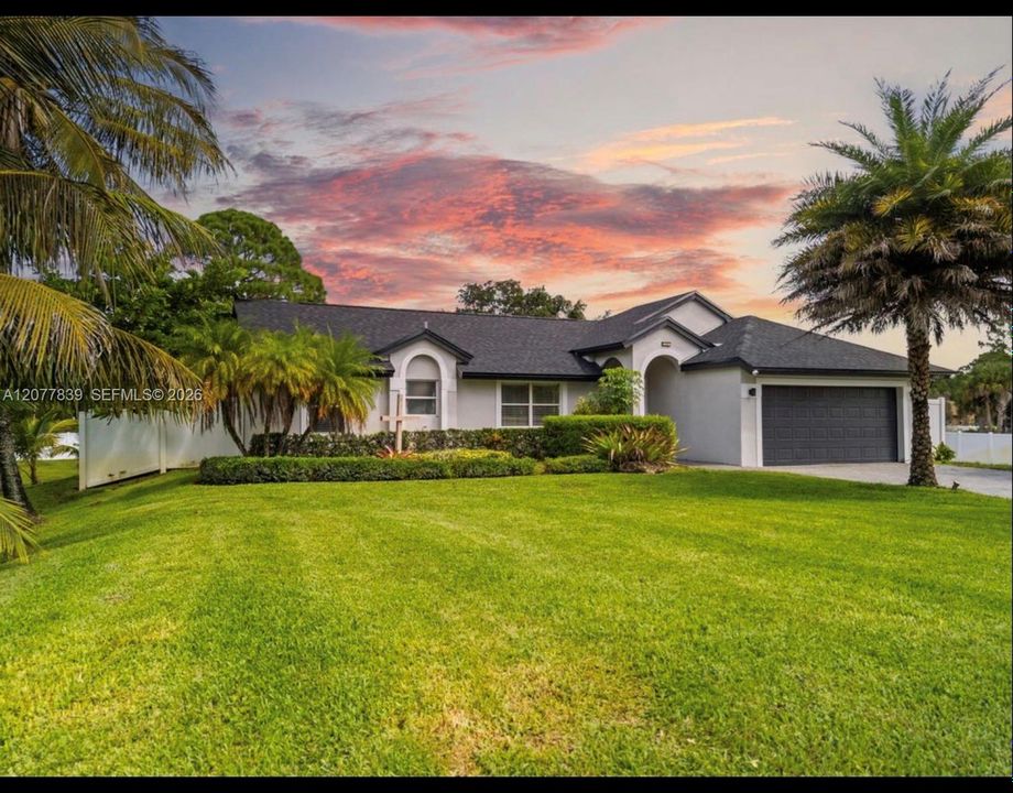 For Rent: $4,200 (3 beds, 2 baths, 1222 Square Feet)