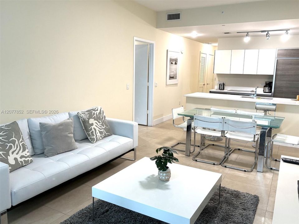 En Renta: $4,600 (2 camas, 2 baños, 1195 Pies cuadrados)