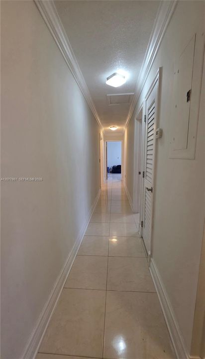 En Venta: $950,000 (3 camas, 2 baños, 1804 Pies cuadrados)
