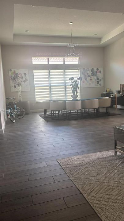 En Venta: $1,375,000 (4 camas, 3 baños, 3534 Pies cuadrados)