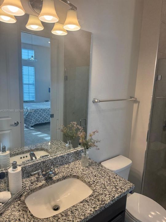En Venta: $1,375,000 (4 camas, 3 baños, 3534 Pies cuadrados)