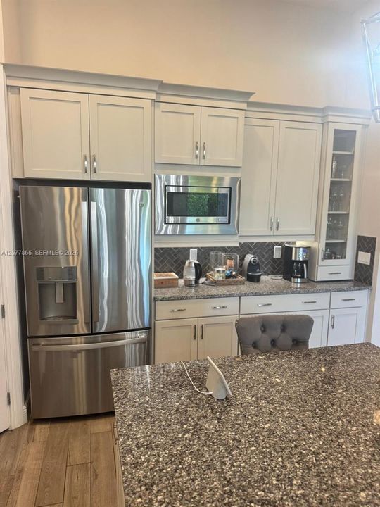 En Venta: $1,375,000 (4 camas, 3 baños, 3534 Pies cuadrados)