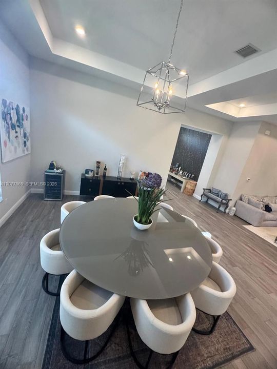 En Venta: $1,375,000 (4 camas, 3 baños, 3534 Pies cuadrados)