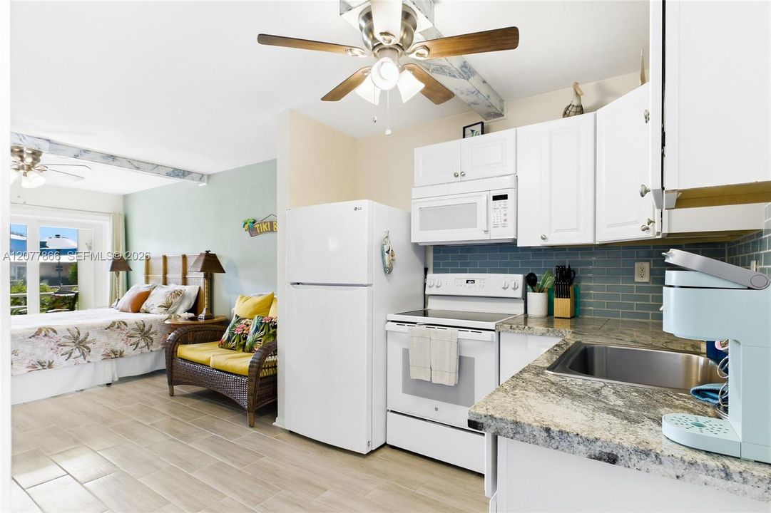 THE BEACH ROOM Each unit includes its own private bathroom, adding convenience and privacy for both short-term vacation guests and longer-term residents.