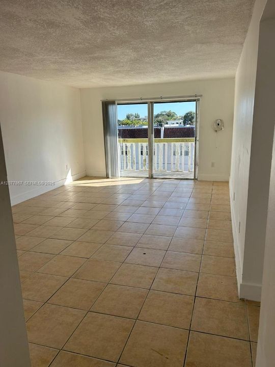 En Venta: $148,500 (2 camas, 2 baños, 920 Pies cuadrados)
