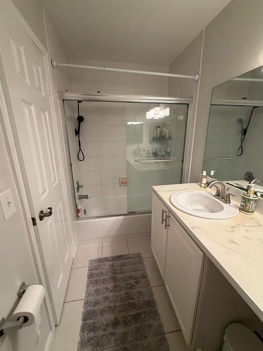 Bathroom 2nd