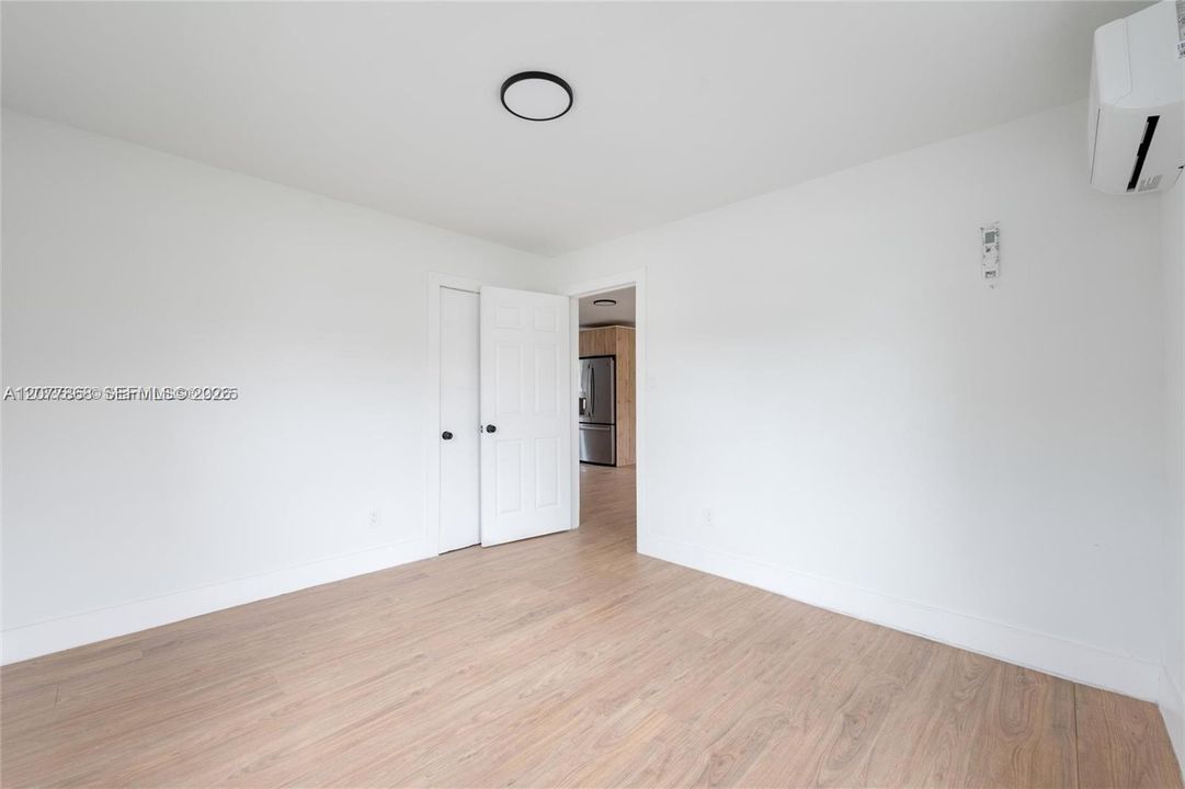 En Venta: $799,900 (0 camas, 0 baños, 1988 Pies cuadrados)