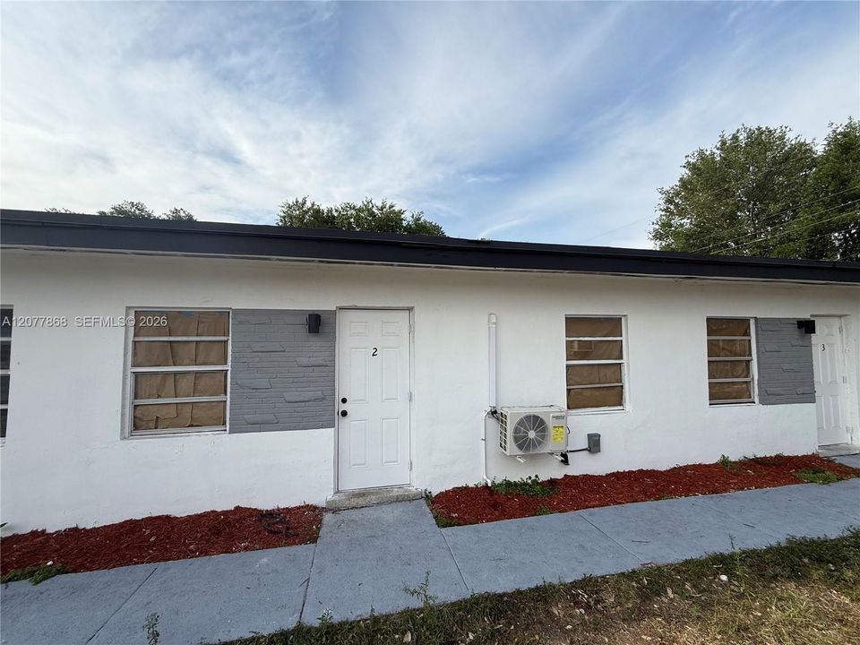 En Venta: $799,900 (0 camas, 0 baños, 1988 Pies cuadrados)
