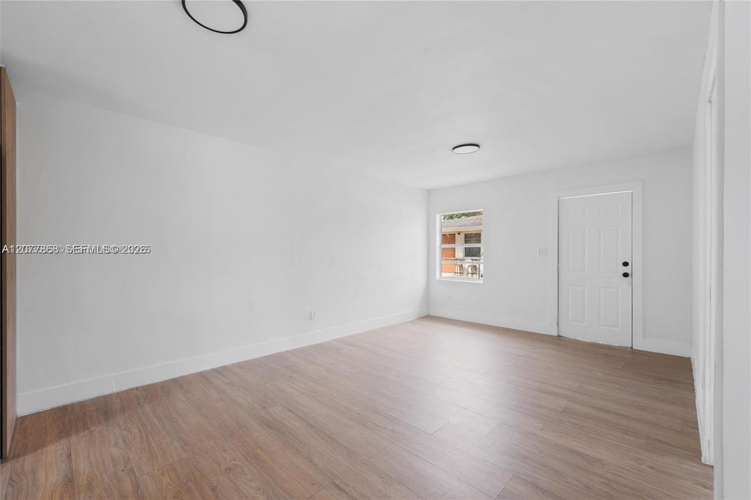 En Venta: $799,900 (0 camas, 0 baños, 1988 Pies cuadrados)