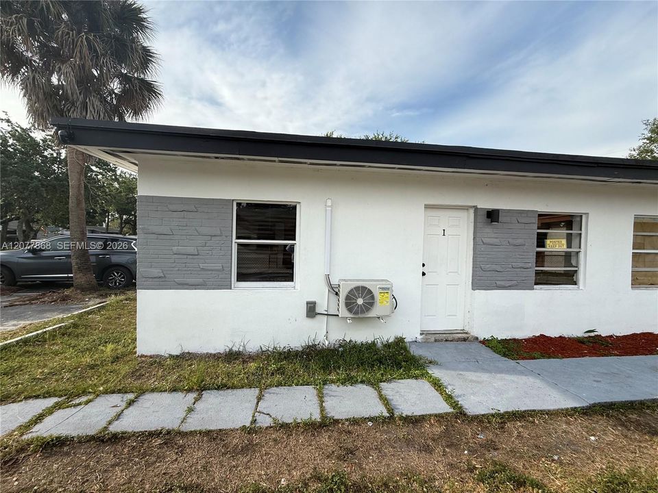 En Venta: $799,900 (0 camas, 0 baños, 1988 Pies cuadrados)