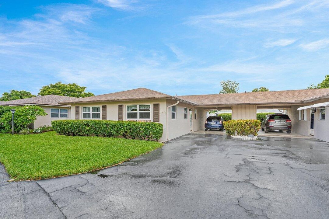 002-121MockingbirdLane-DelrayBeach-FL-33
