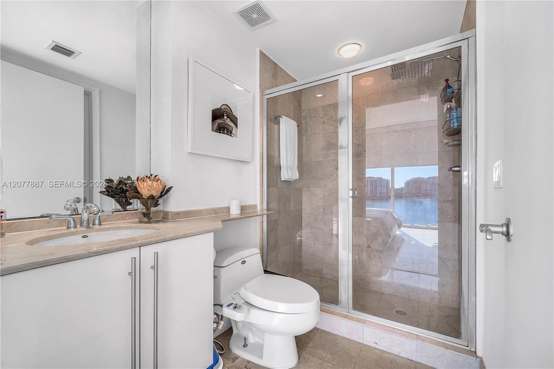 For Rent: $18,500 (3 beds, 3 baths, 2190 Square Feet)