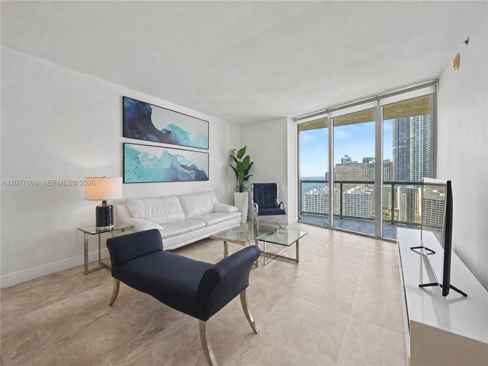For Rent: $3,700 (1 beds, 1 baths, 984 Square Feet)