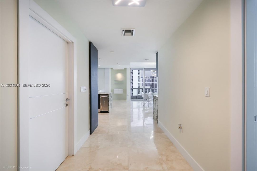 For Rent: $7,950 (2 beds, 3 baths, 1694 Square Feet)