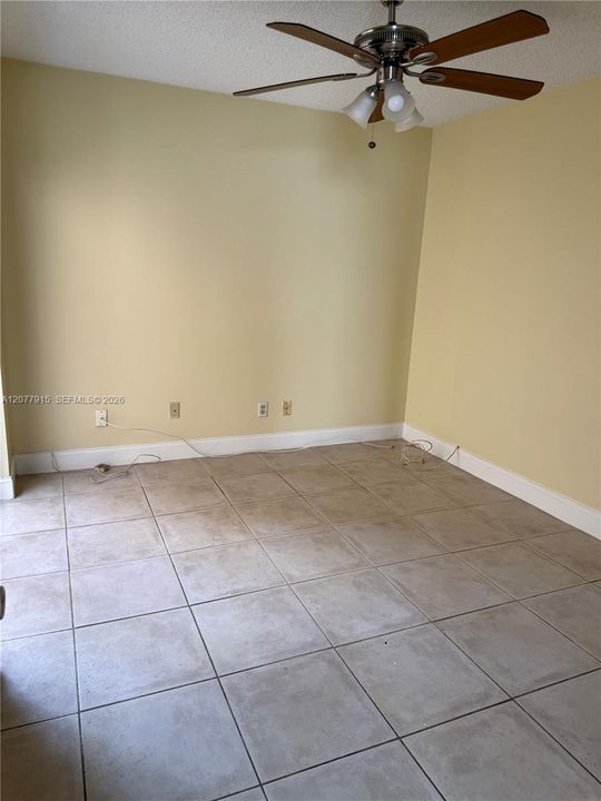 For Rent: $3,300 (4 beds, 2 baths, 1300 Square Feet)