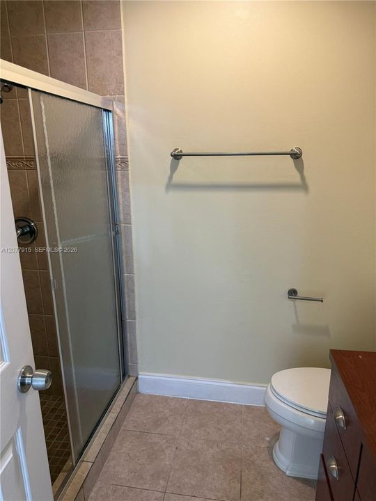 For Rent: $3,300 (4 beds, 2 baths, 1300 Square Feet)