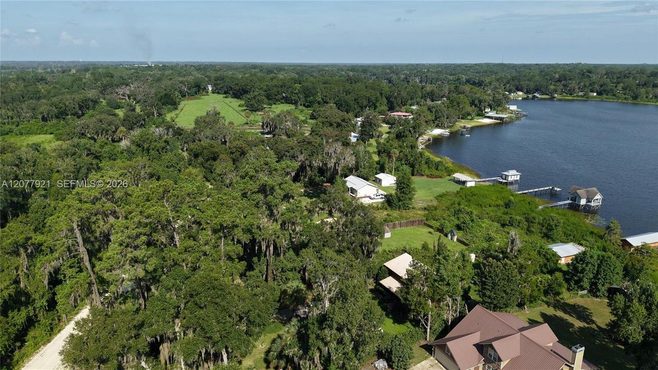 На продажу: $250,000 (2.56 acres)