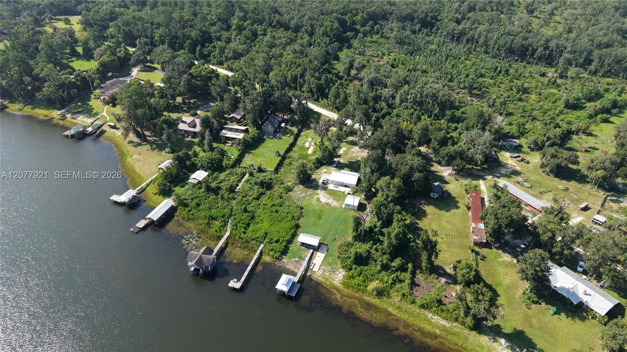 На продажу: $250,000 (2.56 acres)