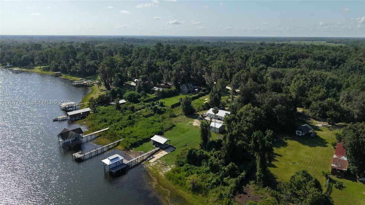 На продажу: $250,000 (2.56 acres)