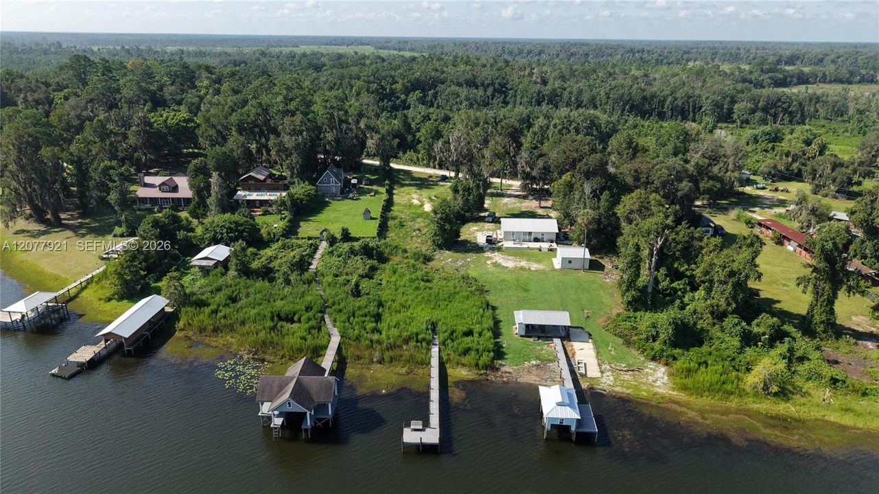На продажу: $250,000 (2.56 acres)