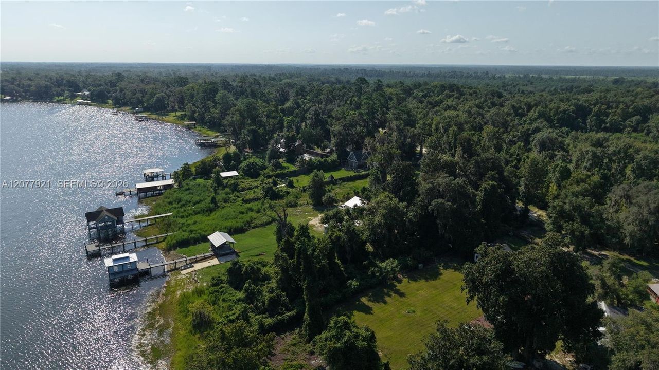 На продажу: $250,000 (2.56 acres)