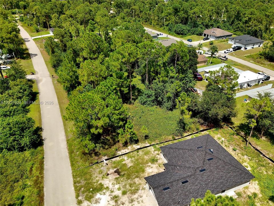待售: $22,000 (0.23 acres)