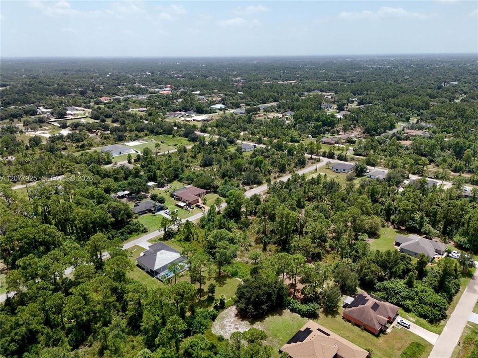 На продажу: $46,000 (0.50 acres)