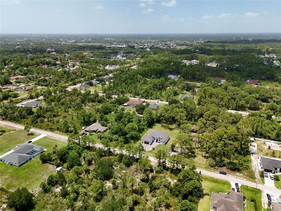 На продажу: $46,000 (0.50 acres)