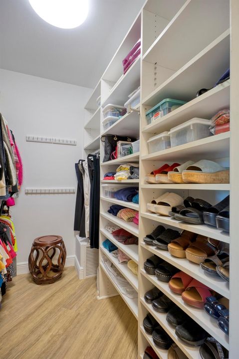 22 Master Bedroom Closet