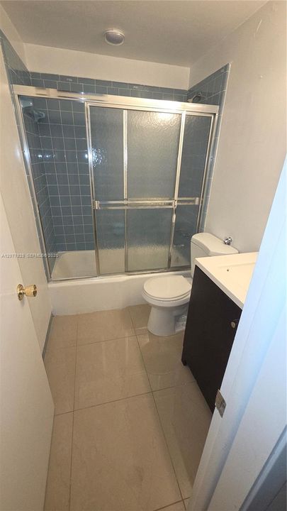For Rent: $1,530 (1 beds, 1 baths, 700 Square Feet)