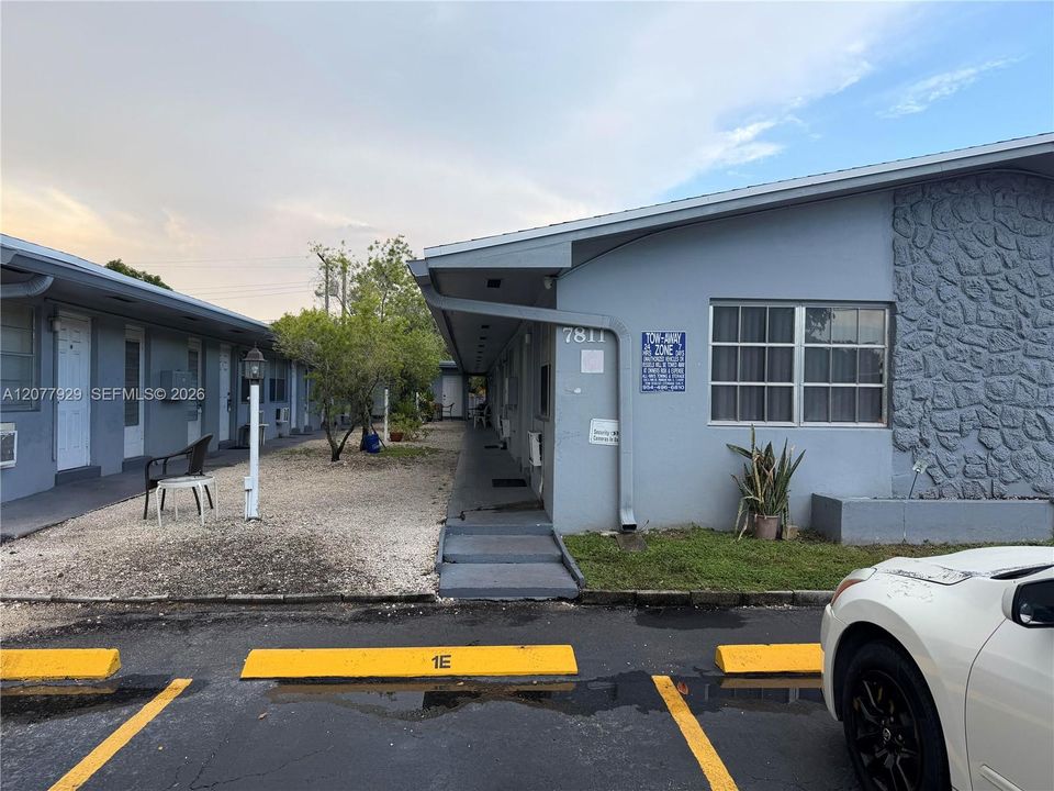 For Rent: $1,500 (1 beds, 1 baths, 7464 Square Feet)