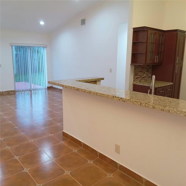 For Rent: $3,300 (3 beds, 2 baths, 1384 Square Feet)