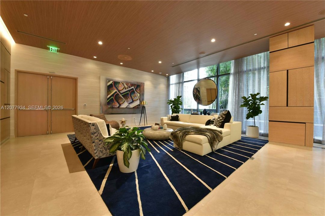 For Rent: $6,500 (2 beds, 2 baths, 1121 Square Feet)