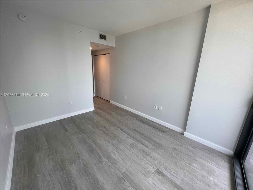For Rent: $6,500 (2 beds, 2 baths, 1121 Square Feet)