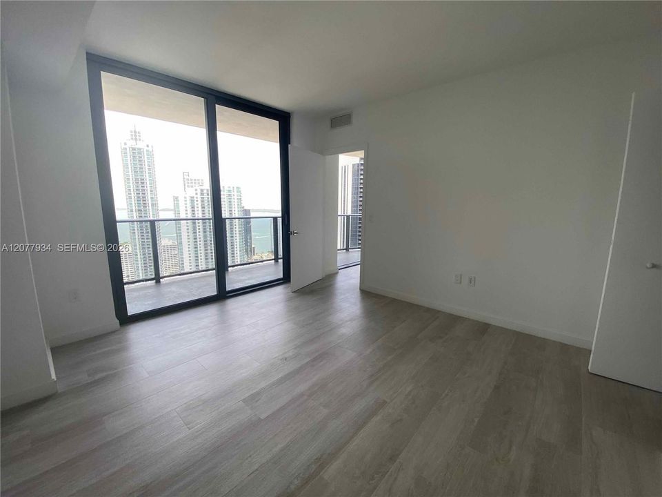 For Rent: $6,500 (2 beds, 2 baths, 1121 Square Feet)