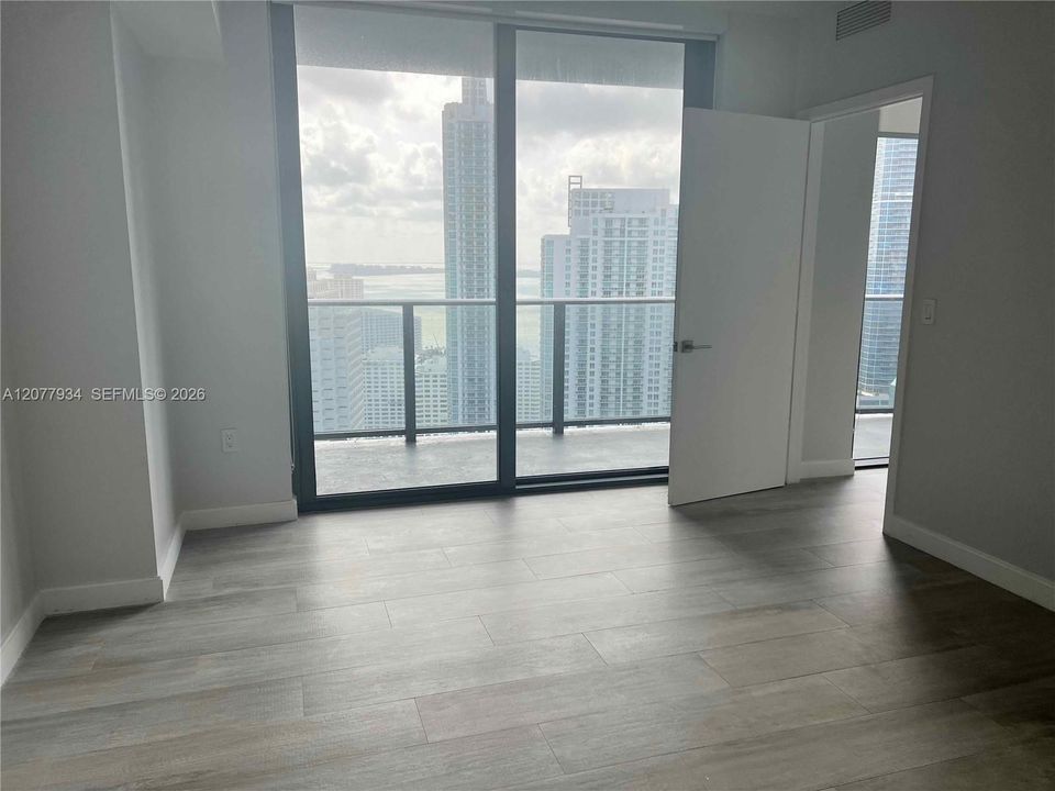 For Rent: $6,500 (2 beds, 2 baths, 1121 Square Feet)