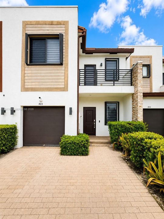 For Rent: $3,800 (4 beds, 2 baths, 1920 Square Feet)