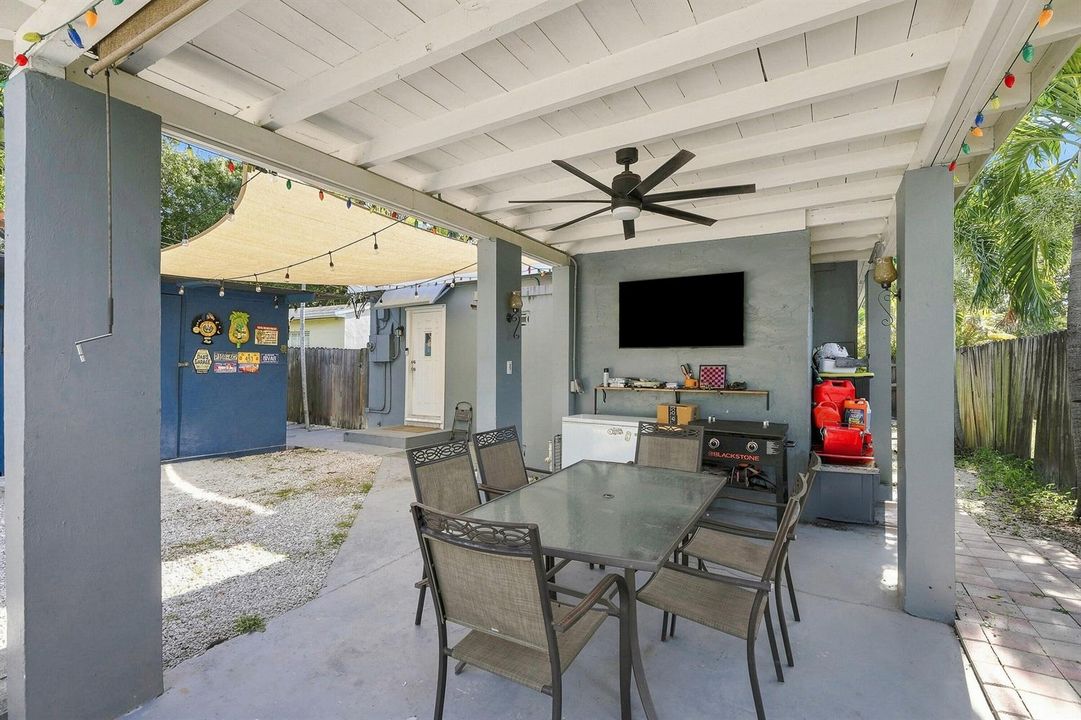 22_patio