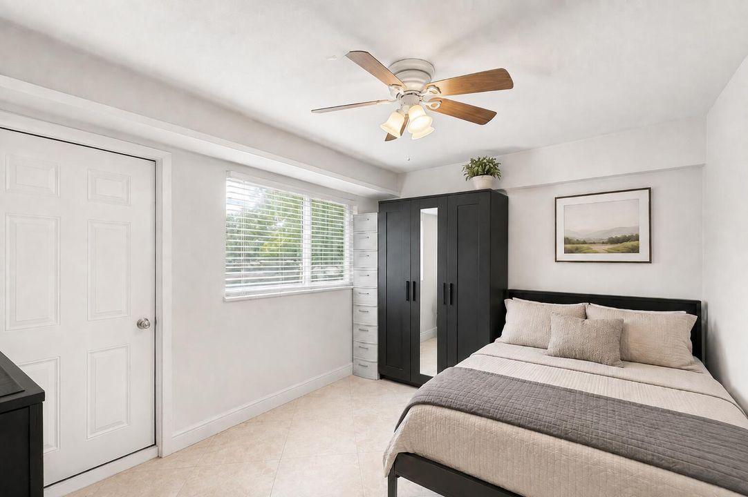 BEDROOM 2 (4)