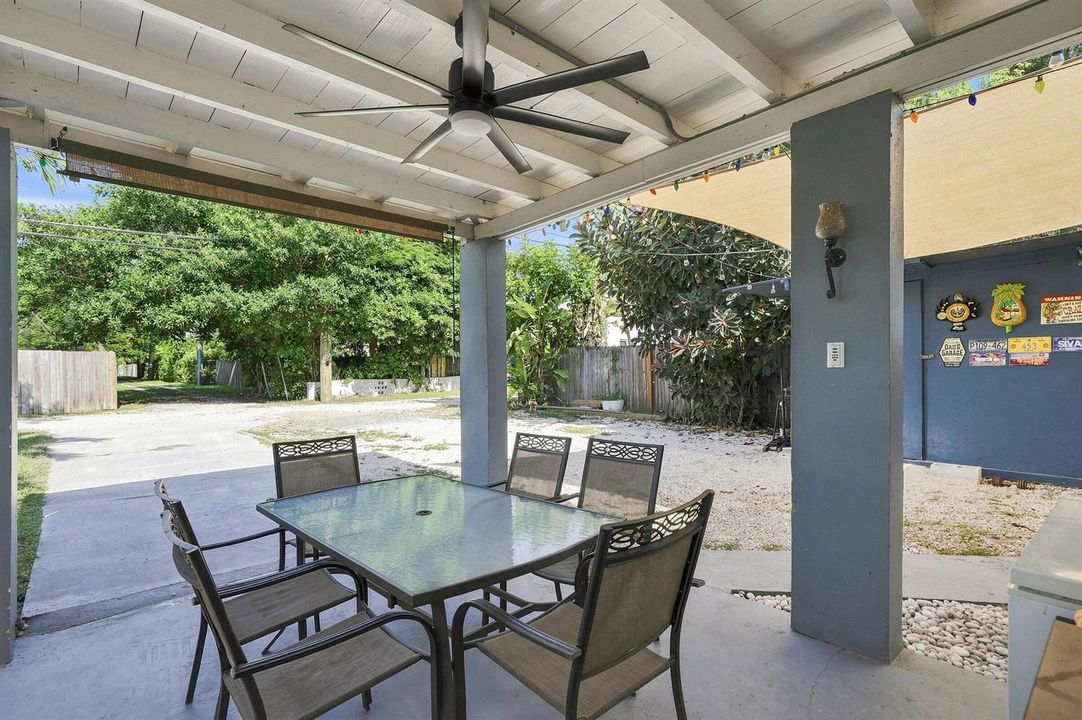 23_patio