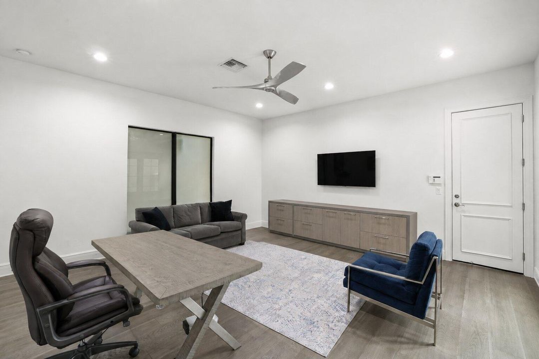 16238 Cabernet Drive - 51.jpg-SMALL