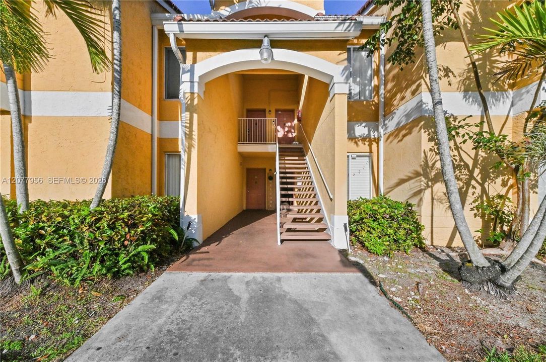 En Venta: $240,000 (2 camas, 2 baños, 1256 Pies cuadrados)