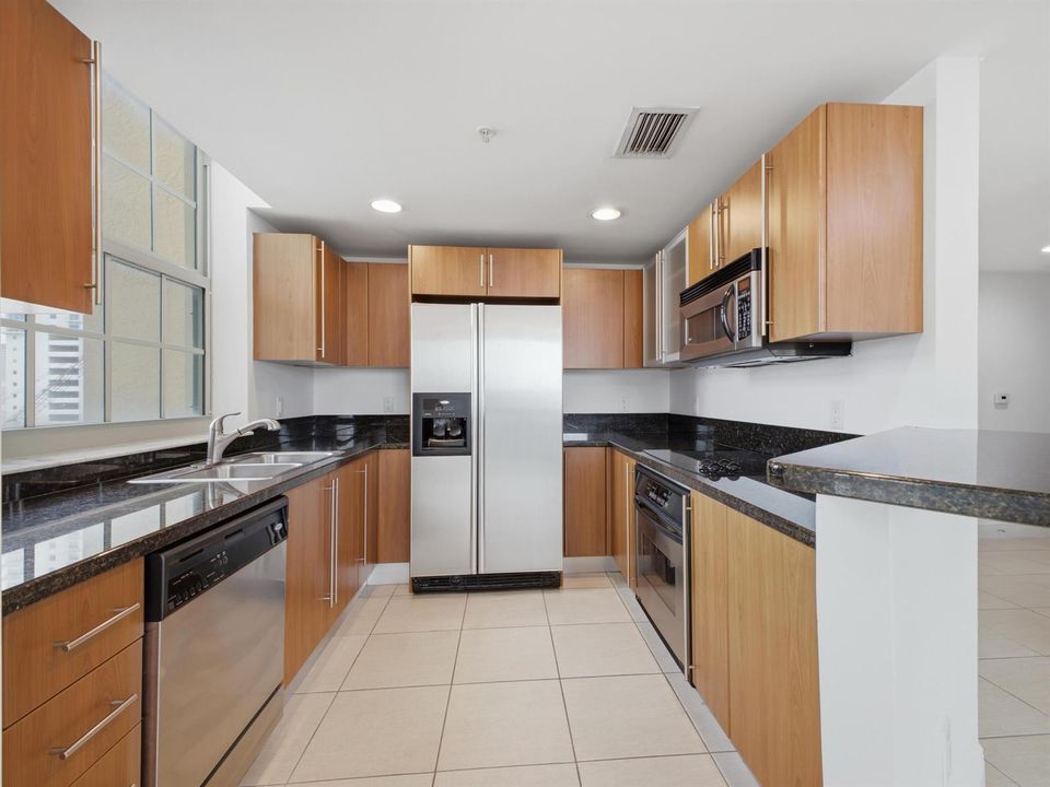 Kitchen 1