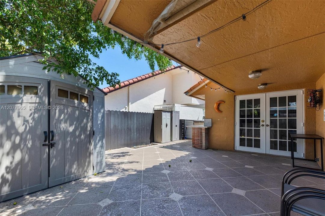 En Venta: $649,999 (4 camas, 2 baños, 1735 Pies cuadrados)