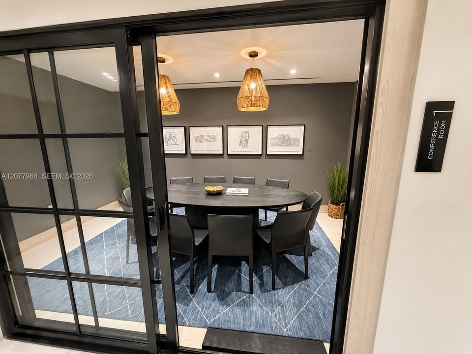 En Venta: $569,000 (1 camas, 1 baños, 527 Pies cuadrados)