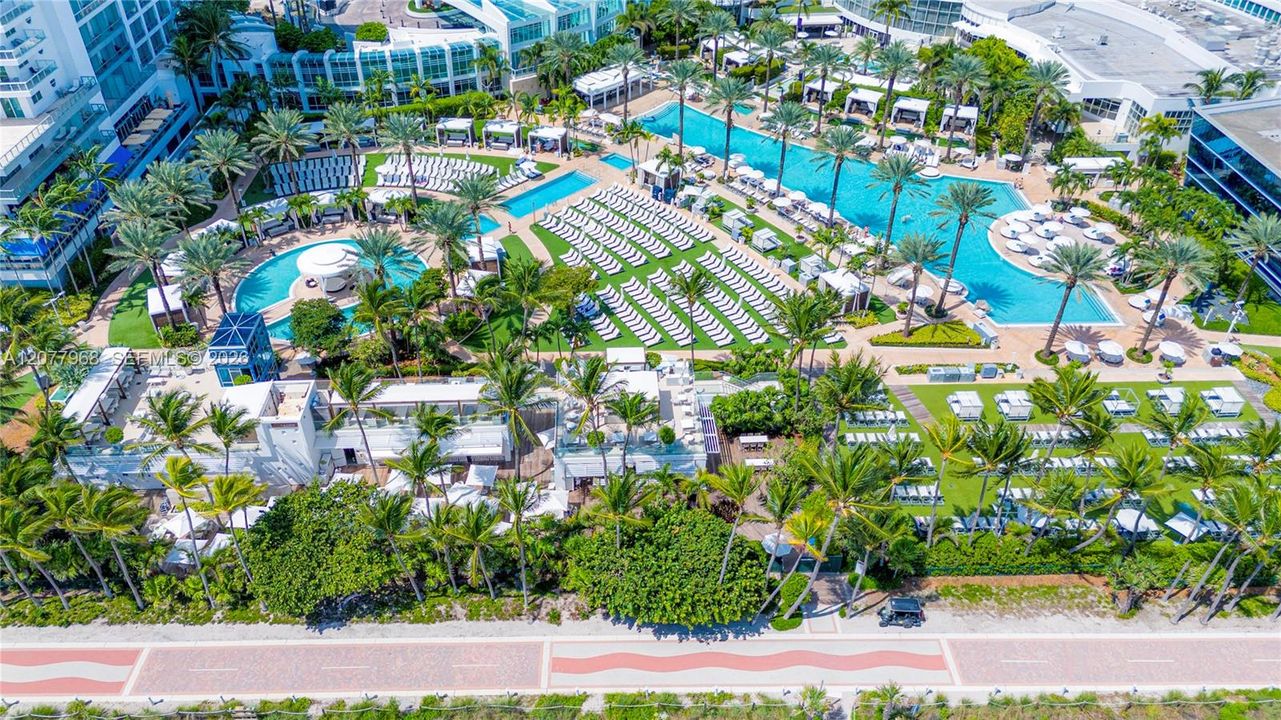Pool grounds