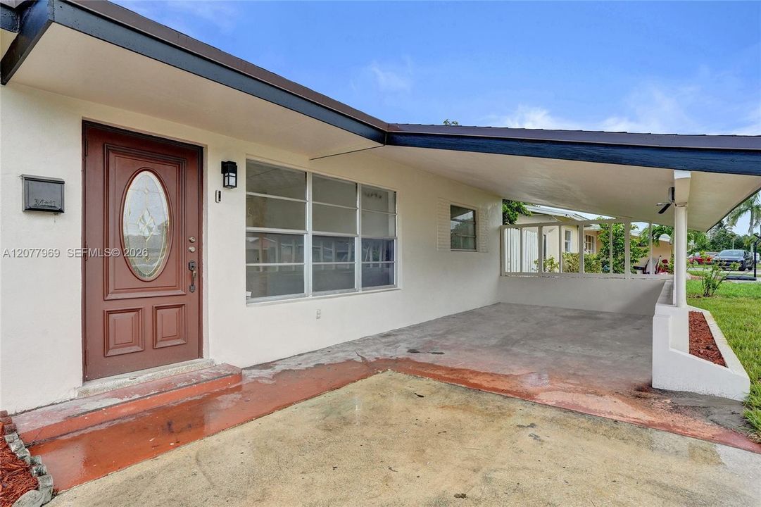 For Sale: $564,900 (3 beds, 2 baths, 1656 Square Feet)